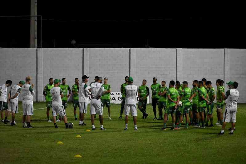 Cuiaba X America Veja As Provaveis Escalacoes Para O Confronto Direto Na Serie B Superesportes