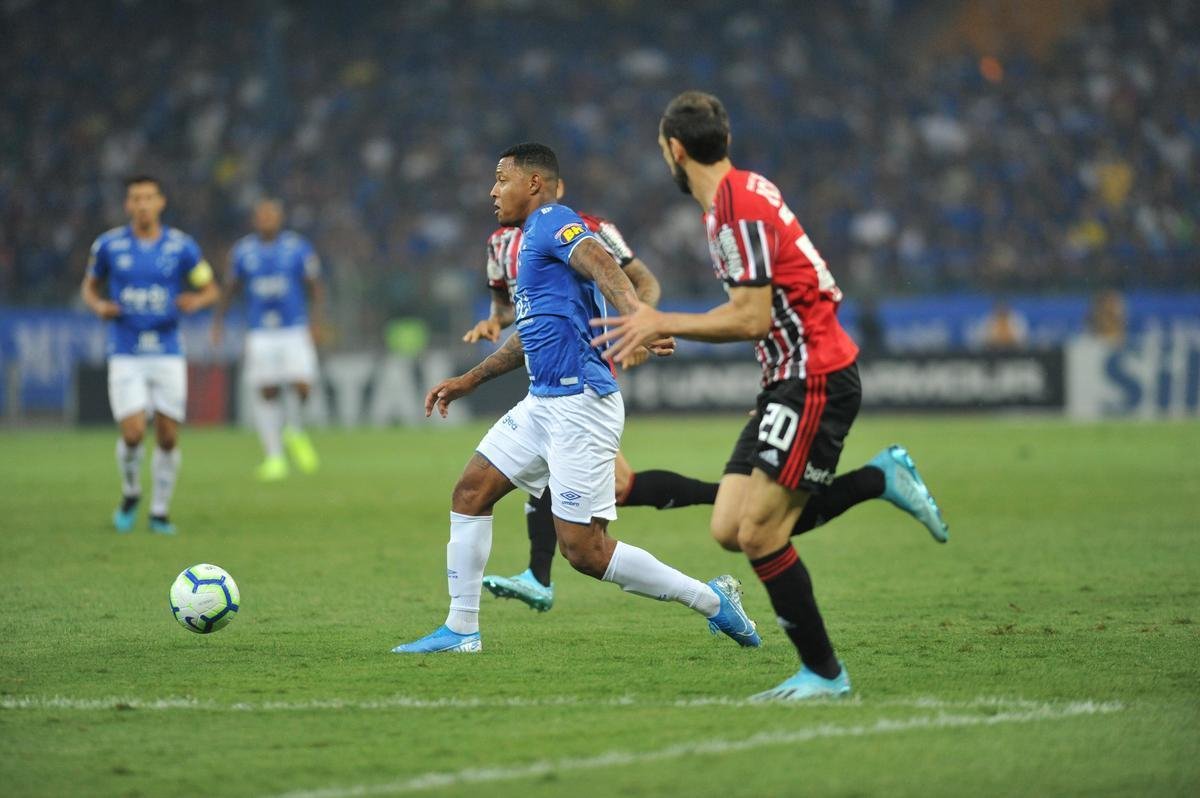Fotos de Cruzeiro x So Paulo, no Mineiro, pela 26 rodada do Campeonato Brasileiro