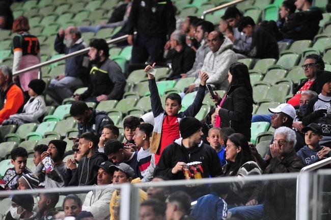 Fotos da torcida do Amrica na partida contra o Botafogo, no Independncia, pela stima rodada do Campeonato Brasileiro