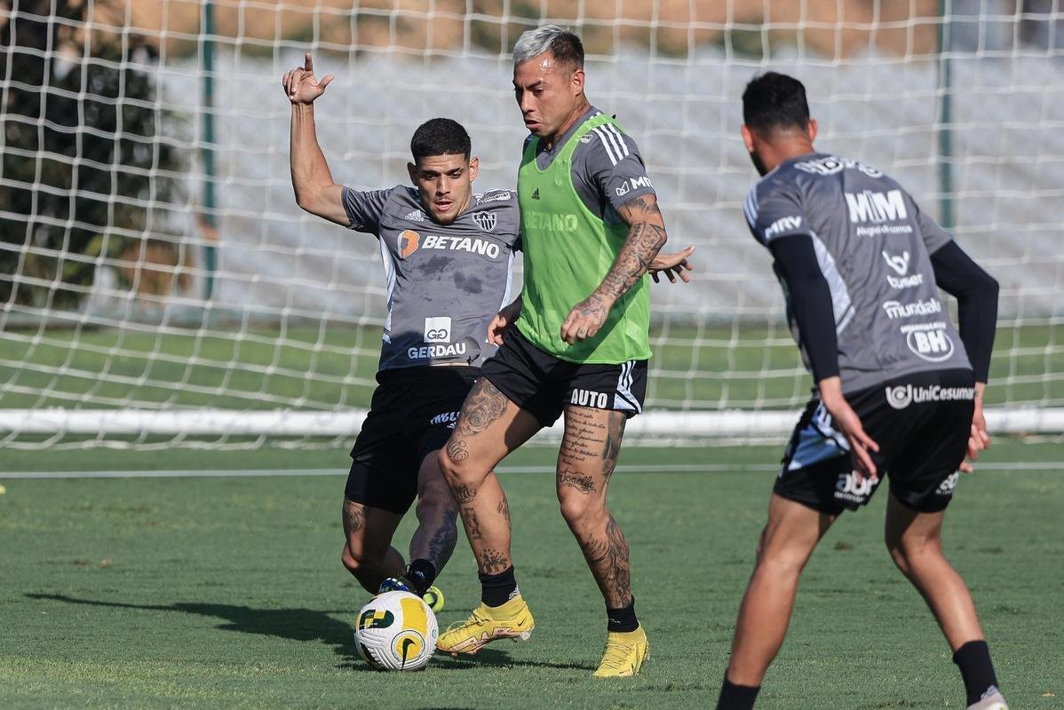 Aps o empate com o Fortaleza, elenco do Atltico treinou na Cidade do Galo, na tarde desta tera-feira (25/10).