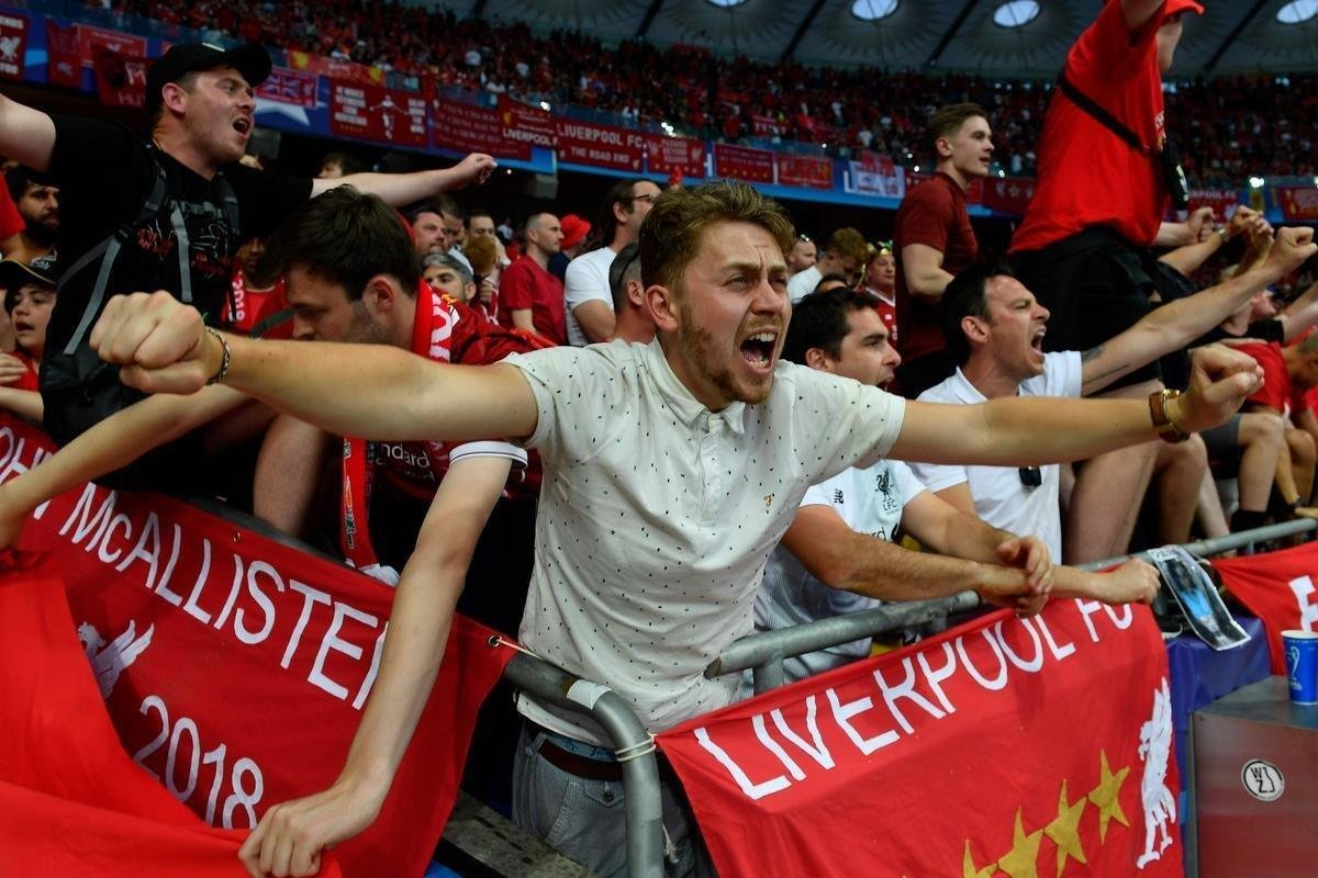 Torcidas de Real Madrid e Liverpool encheram o estdio Olmpico, de Kiev, na final da Champions