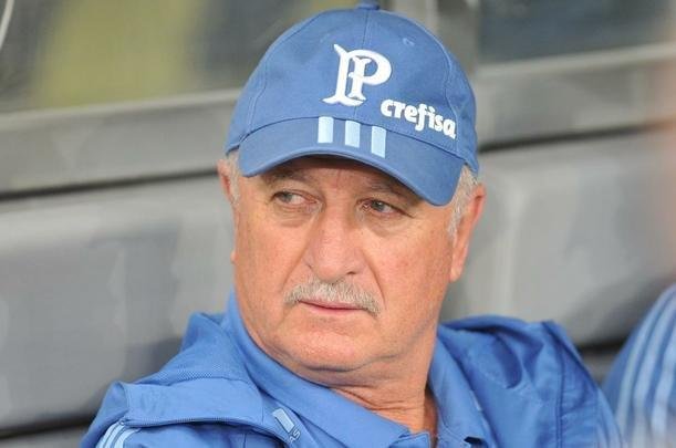 Cruzeiro ampliou sua vantagem no primeiro tempo com gol de Barcos, aos 26 minutos: 1 a 0