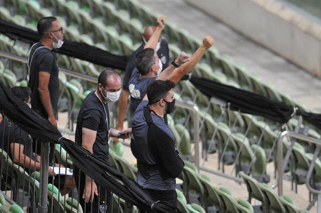 Fotos do jogo de ida da semifinal do Mineiro entre Tombense e Atltico, no Independncia, em Belo Horizonte.