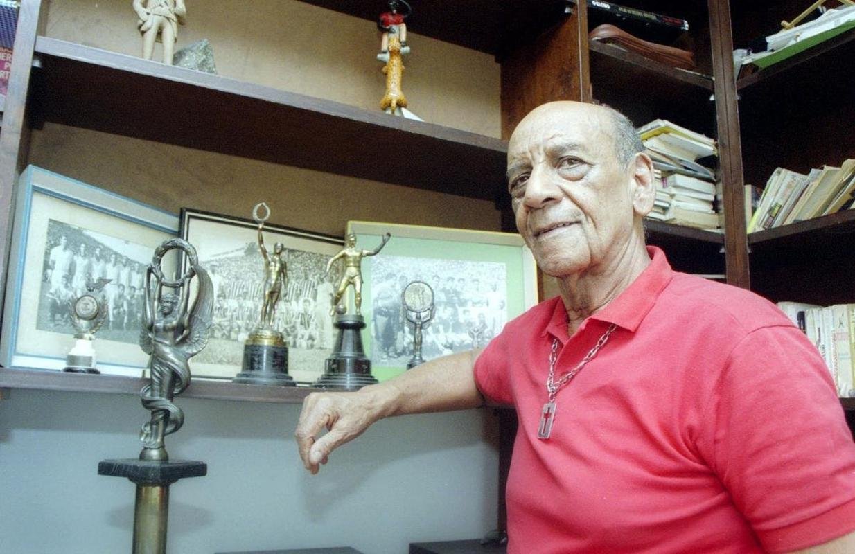 Maro - Amrica (1962); Atltico (1963, 1964, 1965); Cruzeiro (1963-1964)