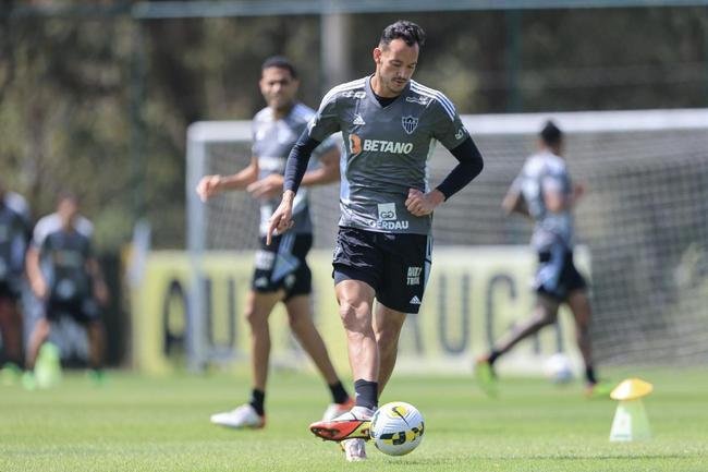 Na manh deste domingo (25/9), o Atltico concluiu mais um treino para encarar o Palmeiras, em partida vlida pela 28 rodada da Srie A do Campeonato Brasileiro.