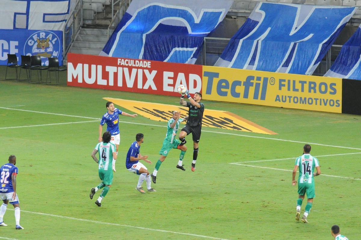 Cruzeiro x Juventude: fotos do jogo desta sexta-feira, no Mineiro, pela 16 rodada da Srie B