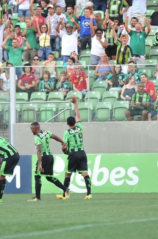 Imagens de Amrica x Luverdense, no Independncia