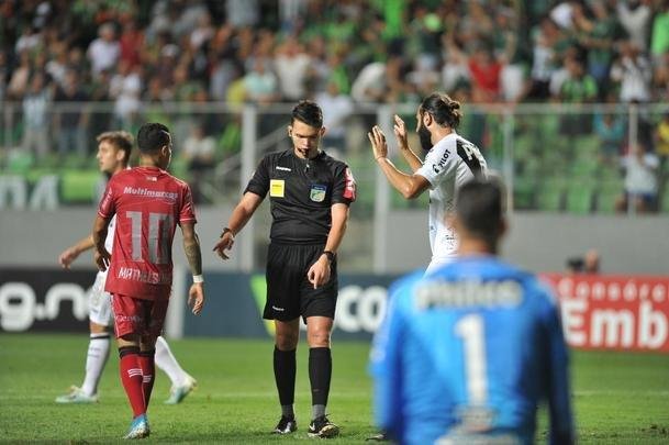 Amrica e Ponte Preta se enfrentaram pela 32 rodada da Srie B do Campeonato Brasileiro