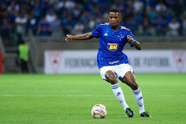 Alexandre Jesus (atacante) - foi afastado do Cruzeiro em novembro de 2020 em razo de um caso de indisciplina com outros jogadores do sub-20. Em 2021, acertou em definitivo com o Fluminense.