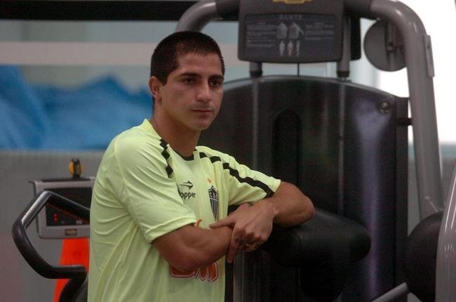 Em 2013, o ex-atleticano Danilinho foi acusado de estupro e ameaa de morte por uma garota de 18 anos. O caso foi encerrado e o brasileiro no foi considerado culpado.