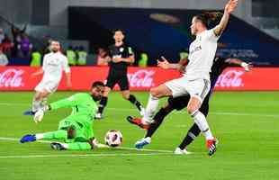 Com gols de Modric, Sergio Ramos, Llorente e Yahia (contra), Real Madrid derrotou o Al Ain por 4 a 1 e fez histria ao conquistar seu terceiro ttulo consecutivo do Mundial de Clubes