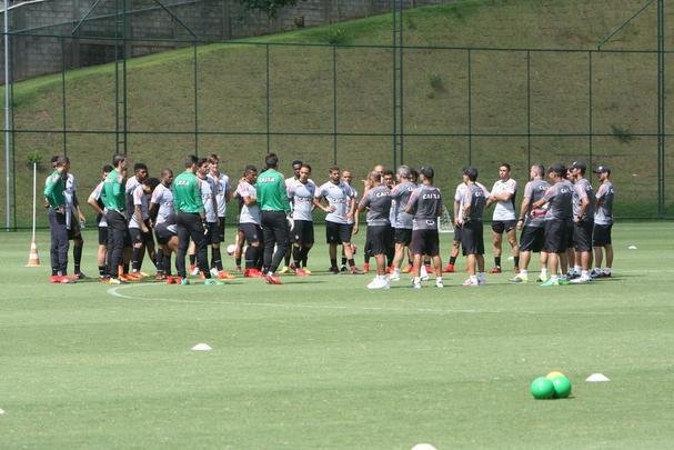 Imagens do treino do Atltico