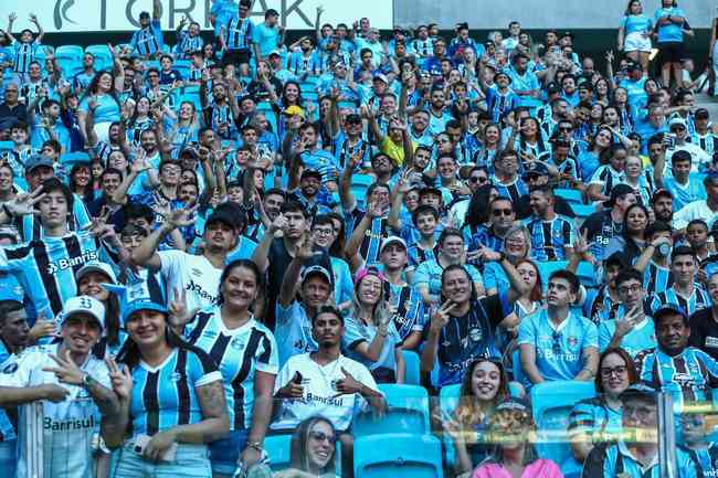 Grêmio FBPA on X: O atacante Wesley é cria da base desde a @escgremiofbpa  e estendeu seu vínculo até o final de 2023. Está no elenco que disputa o  #BrasileirãoSUB20. Nome completo