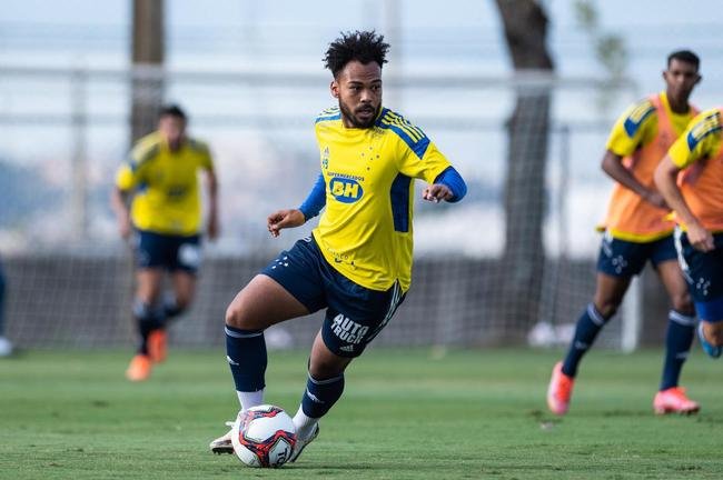 Fotos do treino do Cruzeiro desta segunda-feira (9/8)