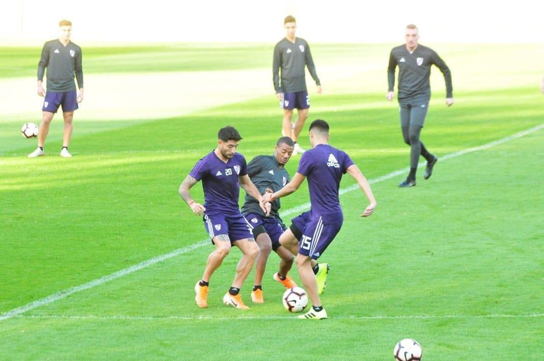 Com uma atividade na Cidade do Galo, River encerrou a preparao para o duelo com o Cruzeiro