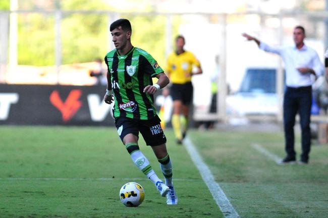 Fotos do jogo entre Am�rica e Athletico-PR, no Independ�ncia, em Belo Horizonte, pela quarta rodada do Campeonato Brasileiro de 2022