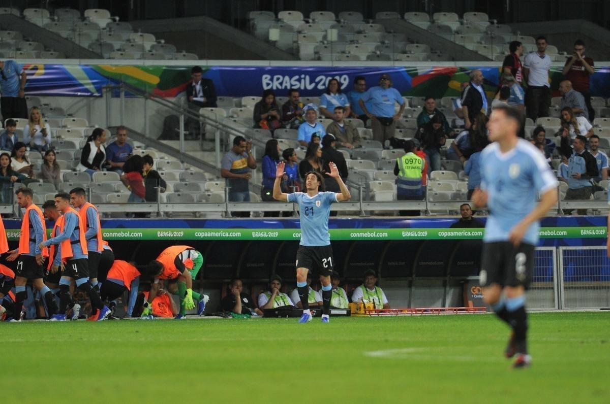 Fotos de Uruguai x Equador, no Mineiro