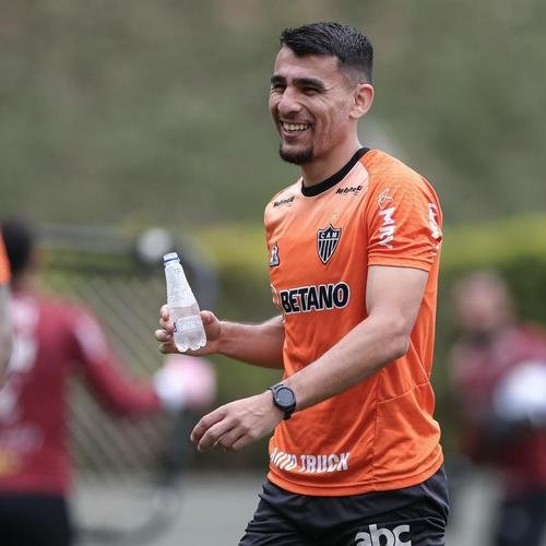 Elenco atleticano encerrou a preparação para enfrentar o Atlético-GO fora de casa