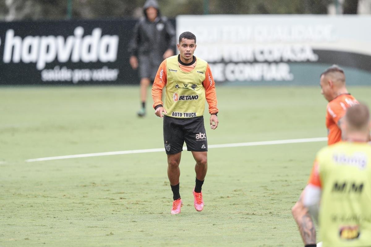 Fotos do treino do Atltico neste domingo na Cidade do Galo (21/11)