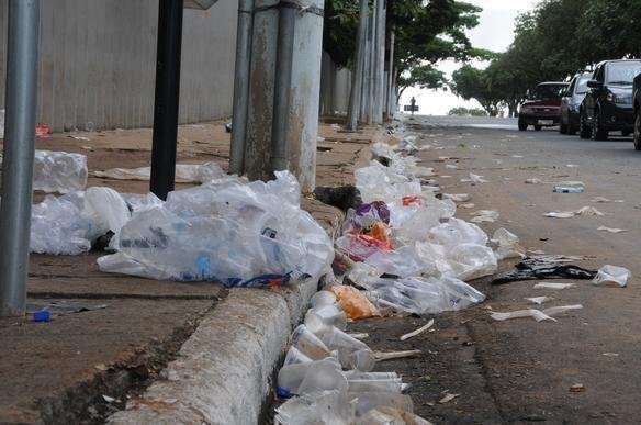 Faces organizadas Mfia Azul e Pavilho Independente se digladiaram fora do Mineiro e festa pelo tricampeonato foi cancelada