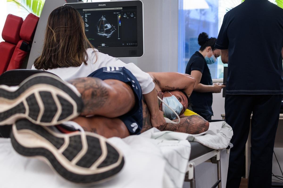 Fotos do primeiro dia de trabalho do Cruzeiro em 2022 na Toca da Raposa II