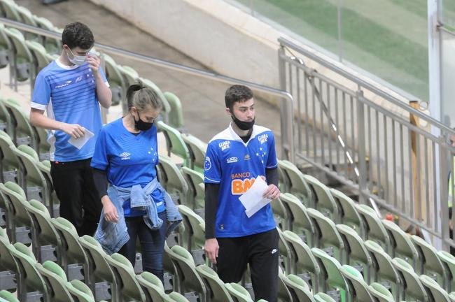Fotos do jogo entre Cruzeiro e Botafogo, no Independ�ncia, pela 30� rodada da S�rie B do Campeonato Brasileiro