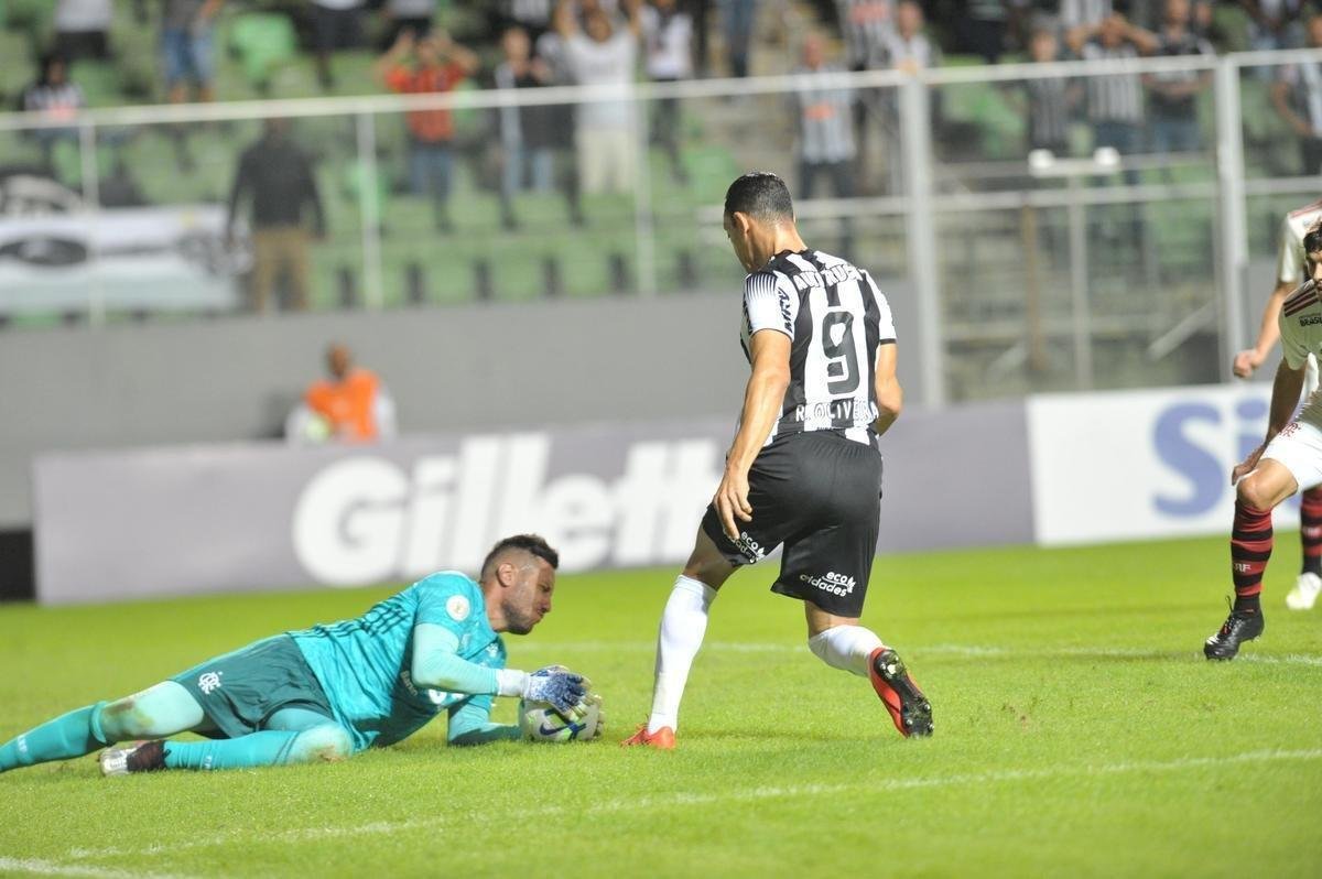 Equipes se enfrentaram neste sbado, no Independncia, pela quinta rodada do Brasileiro