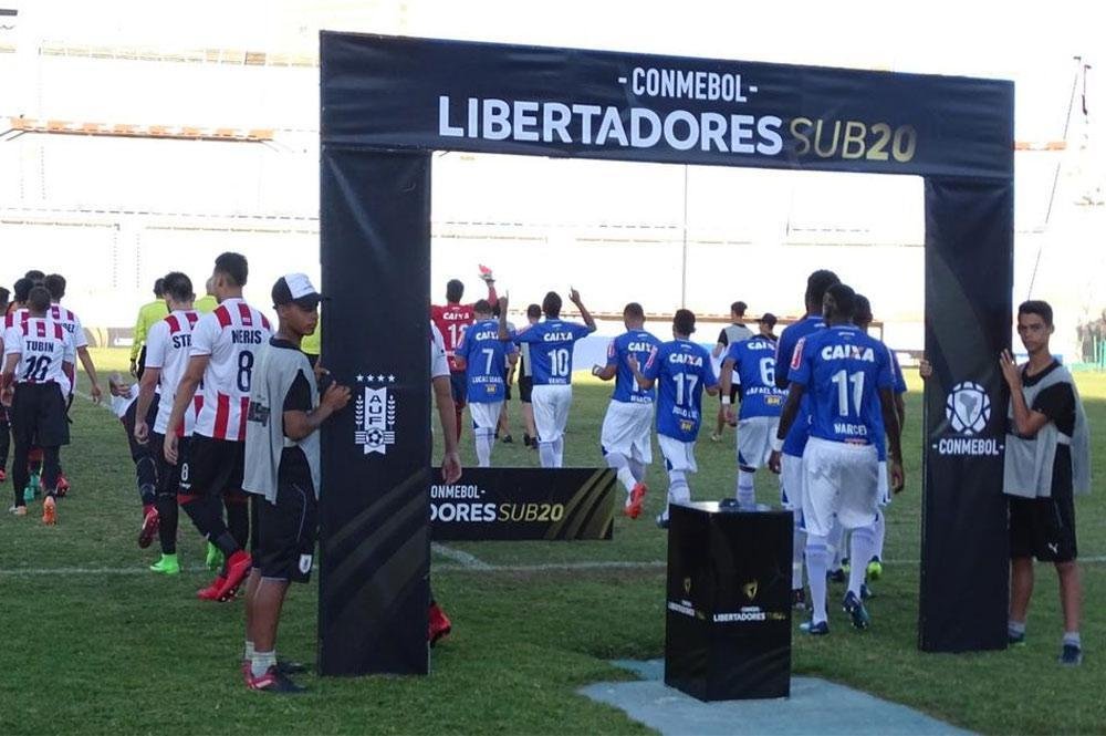 Fotos de Cruzeiro x River Plate, no Estdio Centenrio de Montevidu, pela Copa Libertadores Sub-20