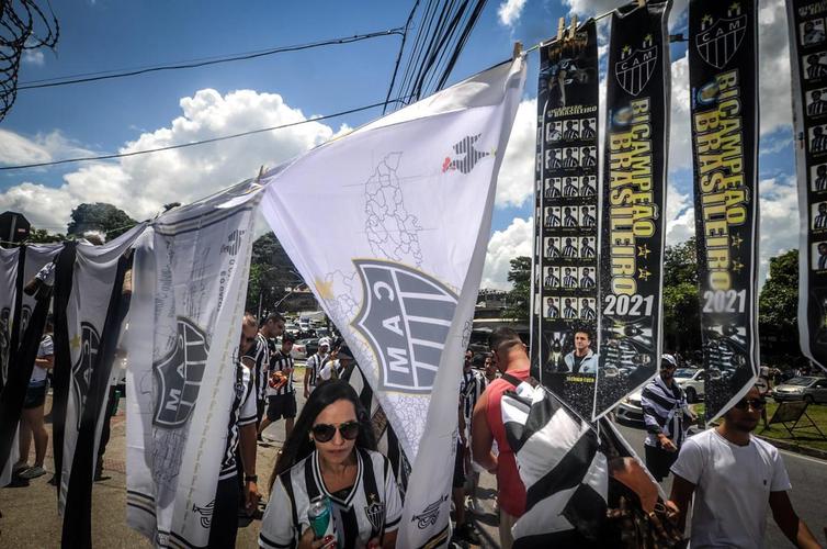 Torcida do Atlético chegou animada ao Mineirão para o jogo da taça, contra o RB Bragantino. Dia de festejar com o time o título do Campeonato Brasileiro de 2021