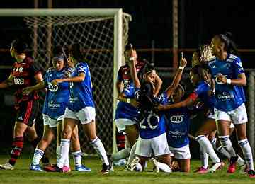 Com hat-trick da atacante Marília, Cabulosas vencem por 4 a 2, no Luso-Brasileiro, e melhoram a posição na classificação da Série A1
