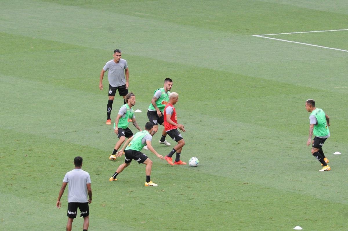 Imagens do jogo entre Atltico e Coritiba, pela 27 rodada da Srie A do Campeonato Brasileiro, no Mineiro