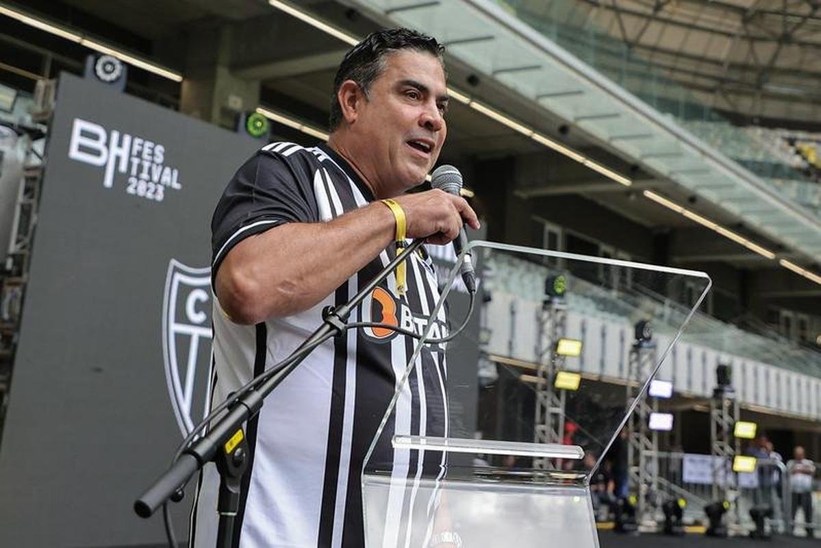 Fotos de autoridades, dirigentes e polticos na inaugurao da Arena MRV