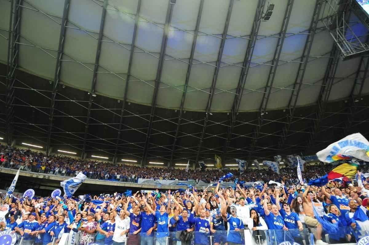 No segundo tempo, muita vibrao com o gol marcado por Hudson