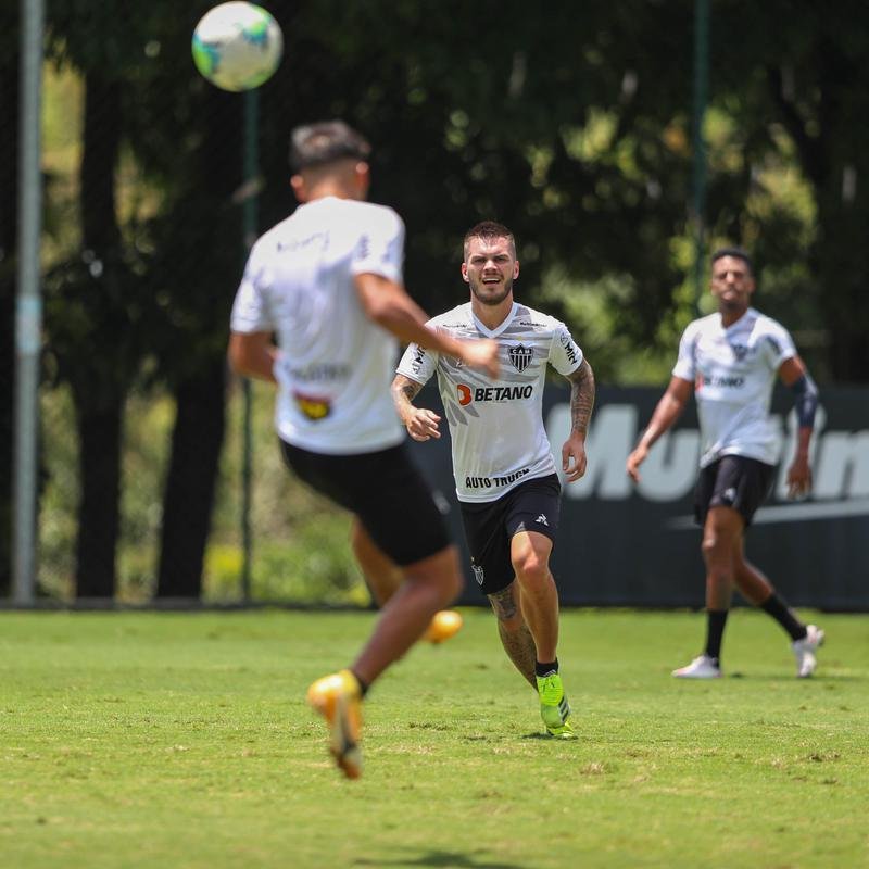 Fotos do treino do Atlético nesta quarta-feira, que contou com Nacho Fernández