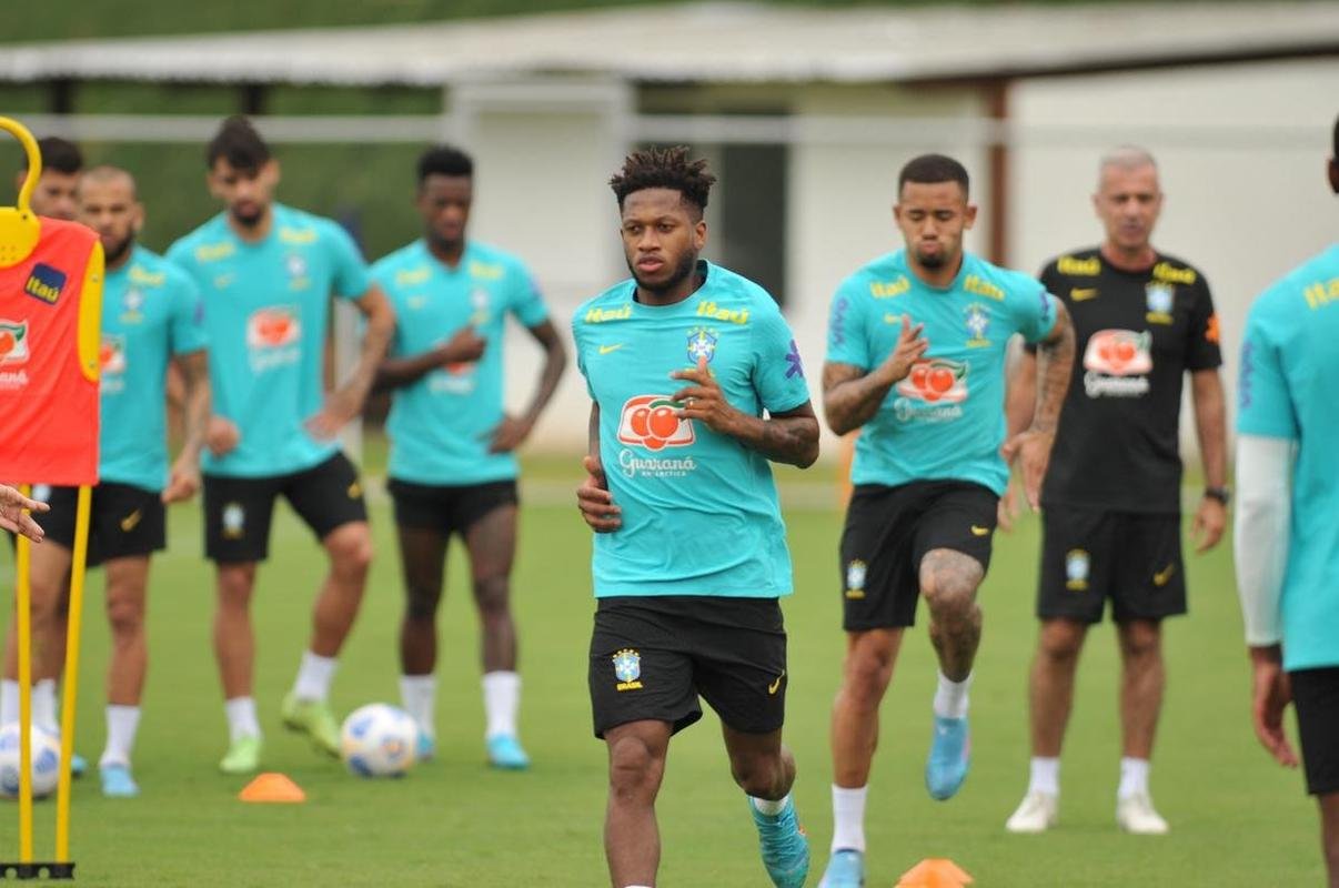 Seleo Brasileira concluiu na Toca da Raposa II, CT do Cruzeiro, em BH, a preparao para enfrentar o Paraguai no Mineiro pelas Eliminatrias da Copa do Mundo do Catar