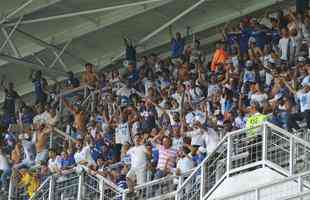 Imagens da torcida do Atltico no clssico contra o Cruzeiro, no Independncia, pelo Brasileiro 