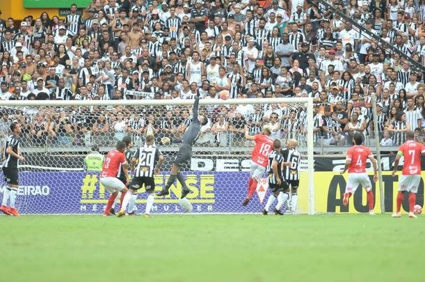 Atltico e Tupynambs duelam, no Mineiro, pelas quartas de final do Campeonato Mineiro
