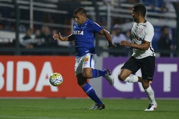 Fotos de Corinthians 1x1 Cruzeiro, no Pacaembu, pela 19ª rodada do Campeonato Brasileiro (Marcello Zambrana/Light Press/Cruzeiro)