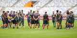 Levir Culpi comanda treino no Mineiro antes da estreia no Grupo E da Libertadores