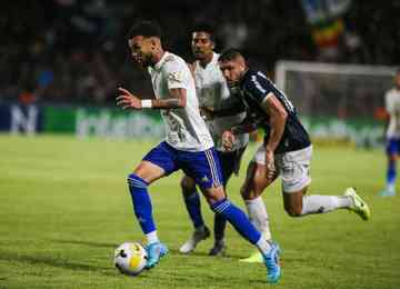 Atacante sofreu faltas e deu assistências na partida contra o Remo, nesta terça-feira, no estádio Baenão, em Belém-PA, pela terceira fase da Copa do Brasil