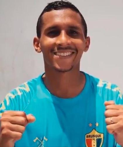 Andrew, atacante (Brusque)