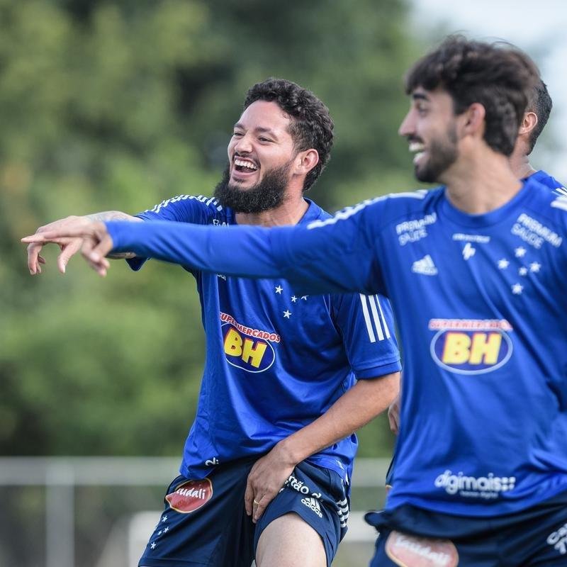 Fotos do treino do Cruzeiro desta quinta-feira, 19/11, na Toca da Raposa II
