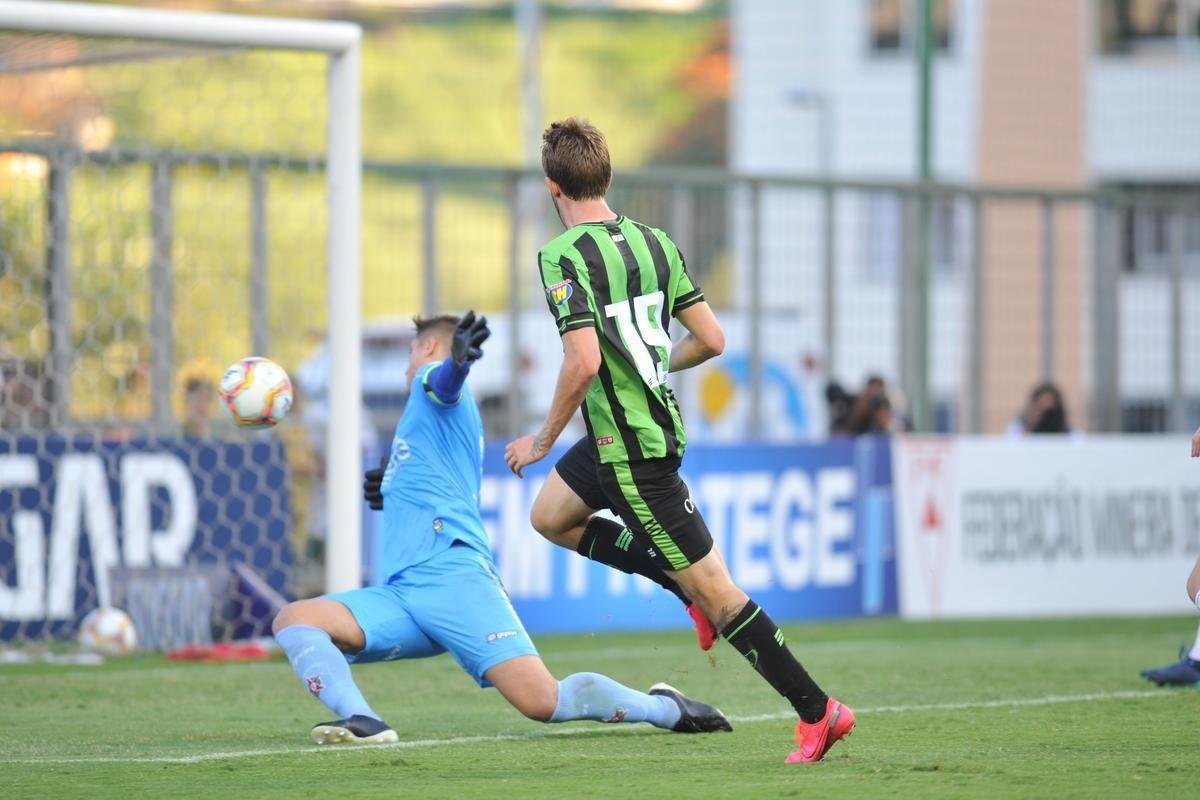 Amrica e Boa Esporte empataram em jogo movimentado no Independncia 