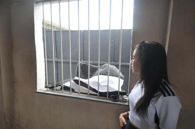 Familiares e amigos acompanham final do Mineiro na casa de dona Myrza Guimares, torcedora do Atltico vizinha do estdio Independncia