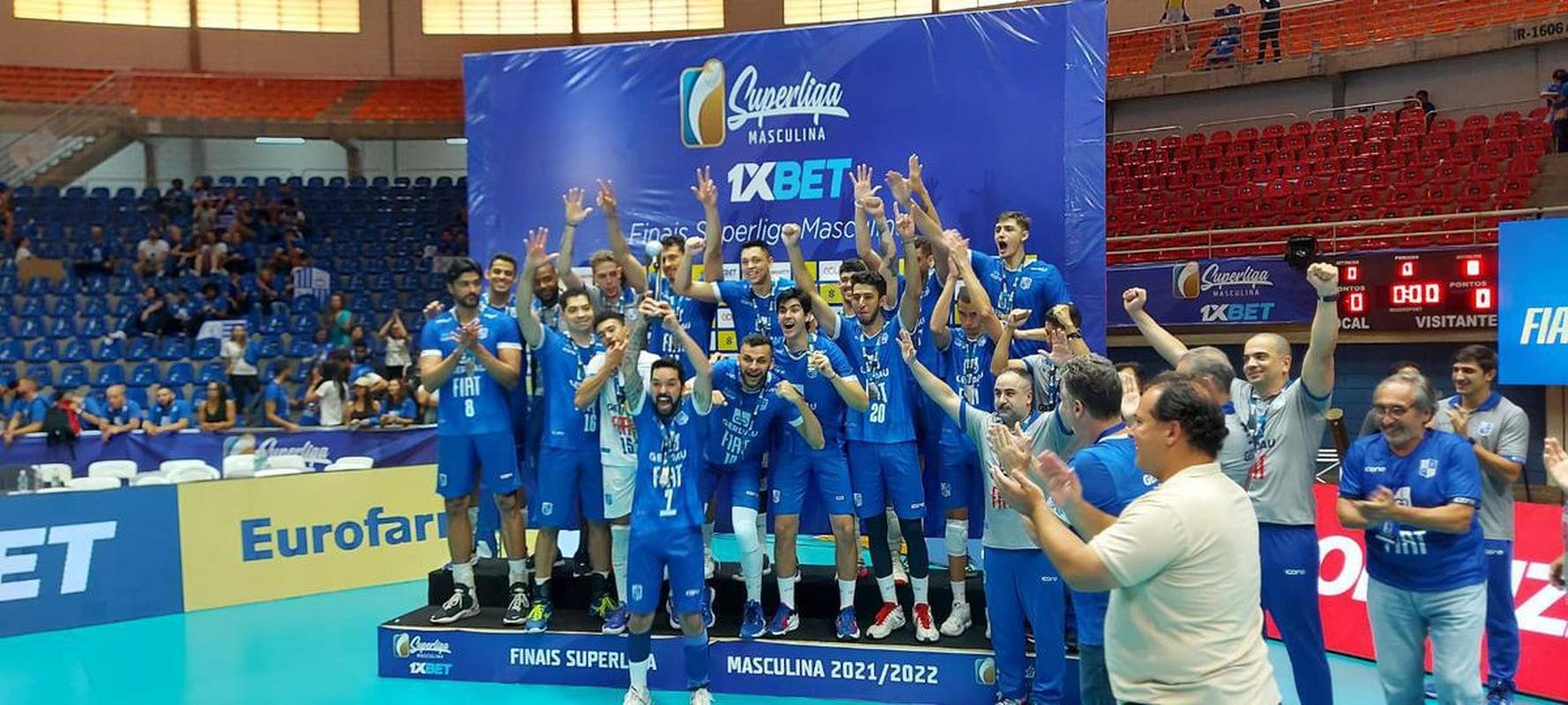 Com derrota para o Cruzeiro por 3 sets a 0, o Minas ficou com o vice-campeonato da Superliga