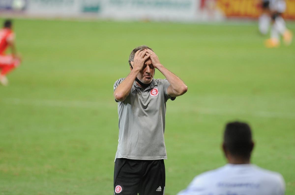Jogo entre Atltico e Internacional, no Mineiro, terminou empatado por 2 a 2