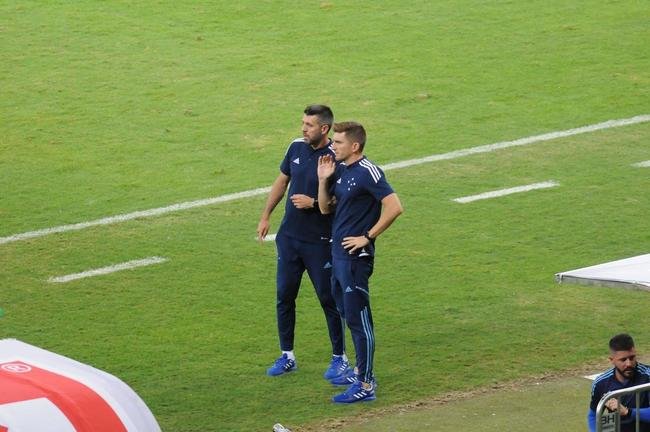 Fotos do jogo entre Cruzeiro e CRB, no Mineiro, em Belo Horizonte, pela 11 rodada da Srie B do Brasileiro