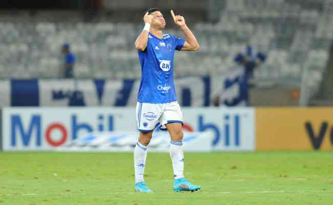 Luvannor marcou seu primeiro gol com a camisa do Cruzeiro