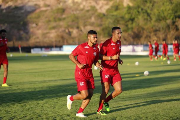 Elenco alvirrubro se reapresentou nesta terça-feira para iniciar os trabalhos visando a temporada 2020, na qual o clube participará do Pernambucano, do Nordestão, da Copa do Brasil e da Série B.