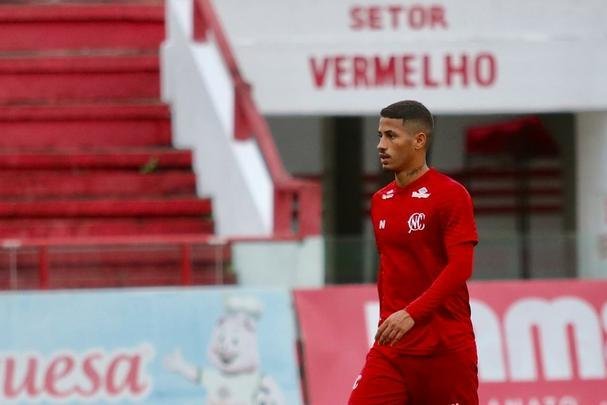 Timbu treinou nesta quarta-feira no Estádio dos Aflitos visando o confronto de volta das quartas de finais da Série C.